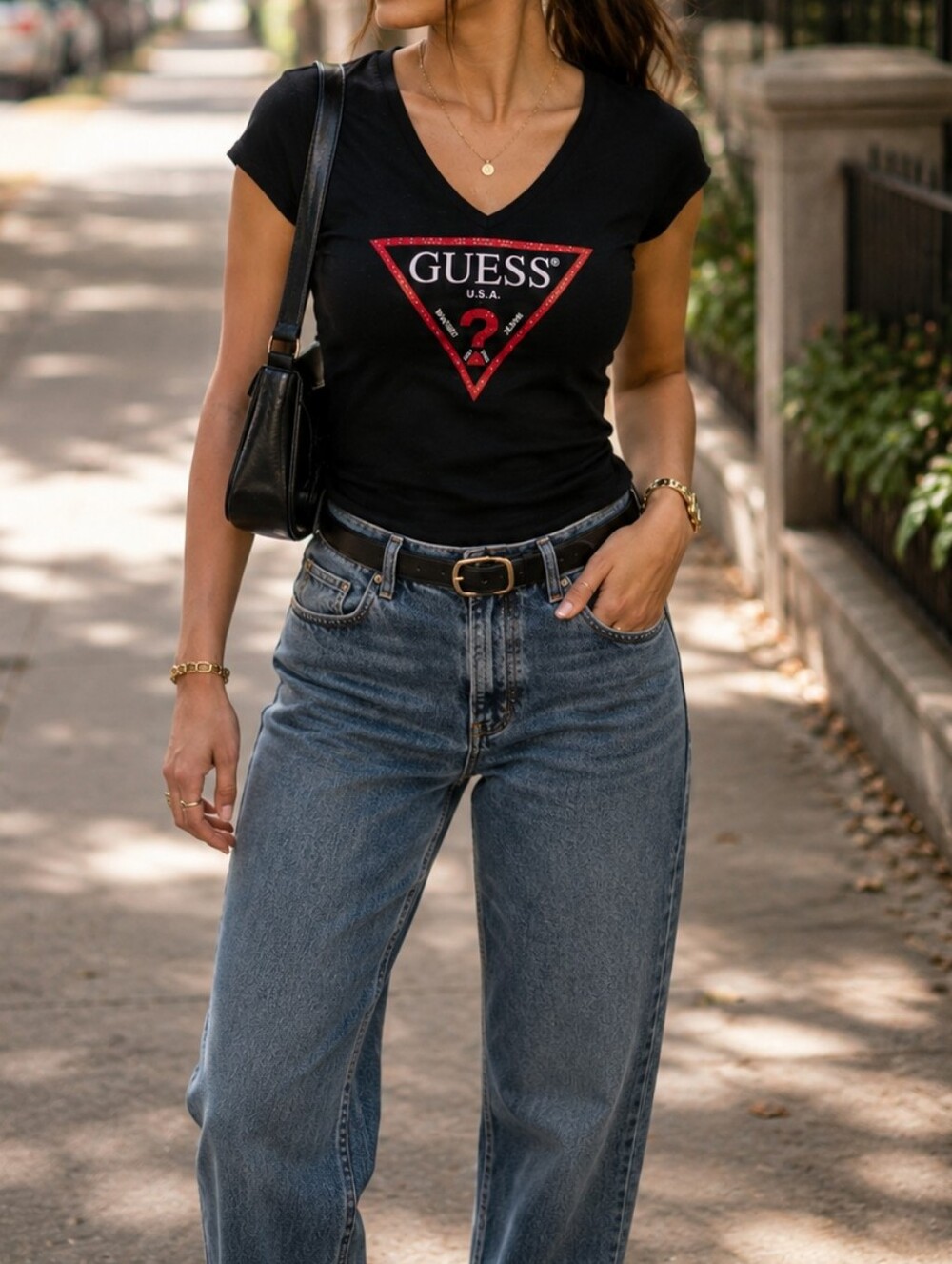 Y2K GUESS Black Logo V-Neck Tee Red Glitter Accent Graphic Baby Tee Casual